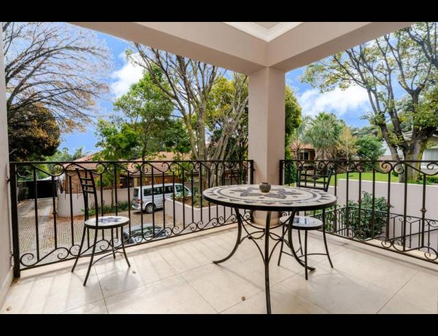 4 BEDROOM HOUSE FOR SALE IN BEDFORDVIEW